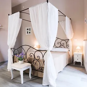 Dimora Partenopea Guest house